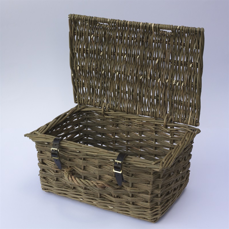 Classic Willow Hamper Basket